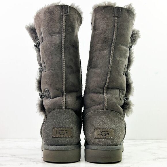 UGG Bailey Button Triplet II Tall Boots (7.5) in Gray Sheepskin Fur Cozy Shoes - Picture 10 of 13